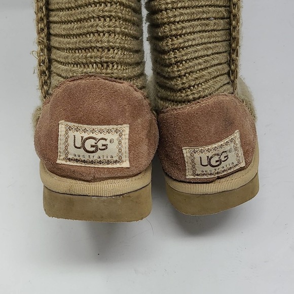 UGG Classic Cardy Button Detail Knit Boots Beige Size 7 - Picture 6 of 9